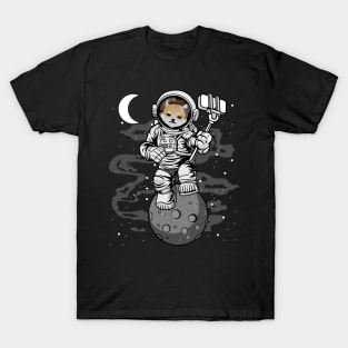 Astronaut Selfie Dogelon Mars Coin To The Moon Crypto Token Cryptocurrency Wallet Birthday Gift For Men Women Kids T-Shirt